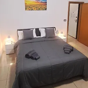  Appartamento Fiera Bolognina - Komodo - Completo Con Giardino E Parcheggio Privato Gratuito