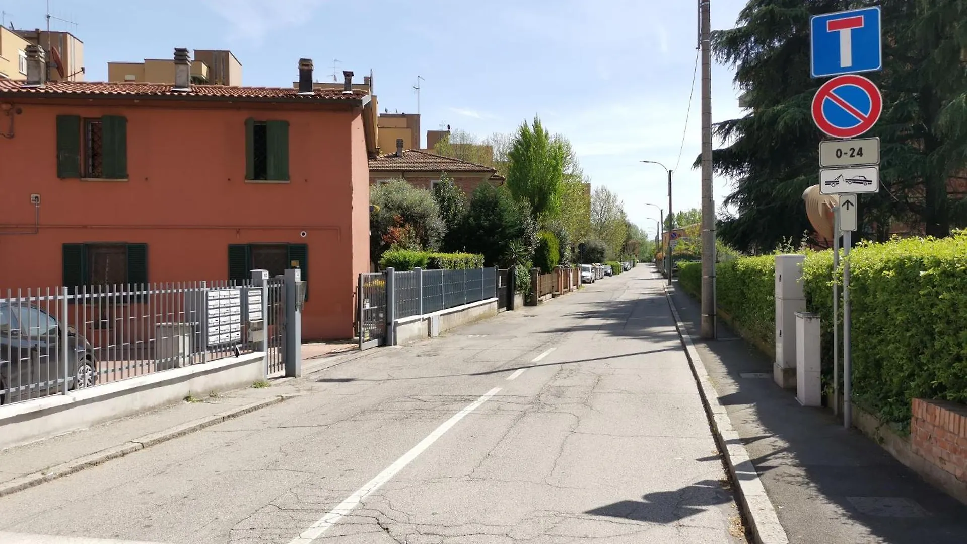 Bologna Holiday House 0*,